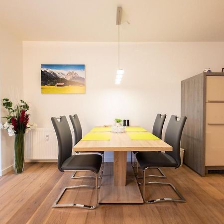 Weitblick Apartment การ์มิช-พาร์เทนเคียร์เชน ภายนอก รูปภาพ